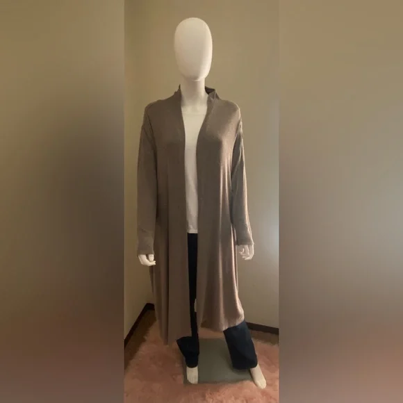 Lisa Rinna Oversized Long Cardigan. Women’s 3XP. Has pockets. - Picture 2 of 4